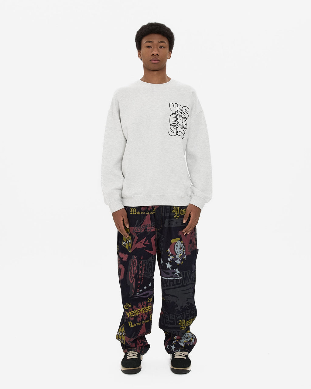 yeseyesee - C-Logo Sweatshirt (Light Grey) product image 7 | TRAB K-Fashion Australia