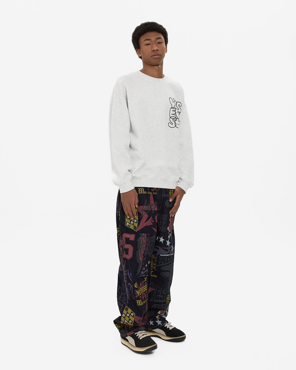 yeseyesee - C-Logo Sweatshirt (Light Grey) product image 9 | TRAB K-Fashion Australia