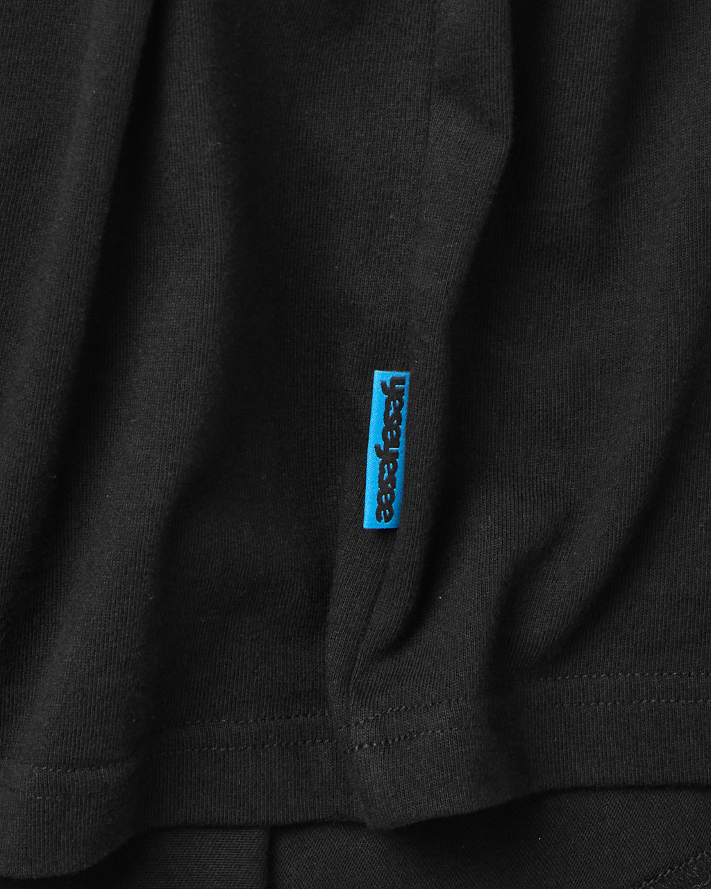 yeseyesee - C-Logo Kids Tee (Black) product image 5 | TRAB K-Fashion Australia