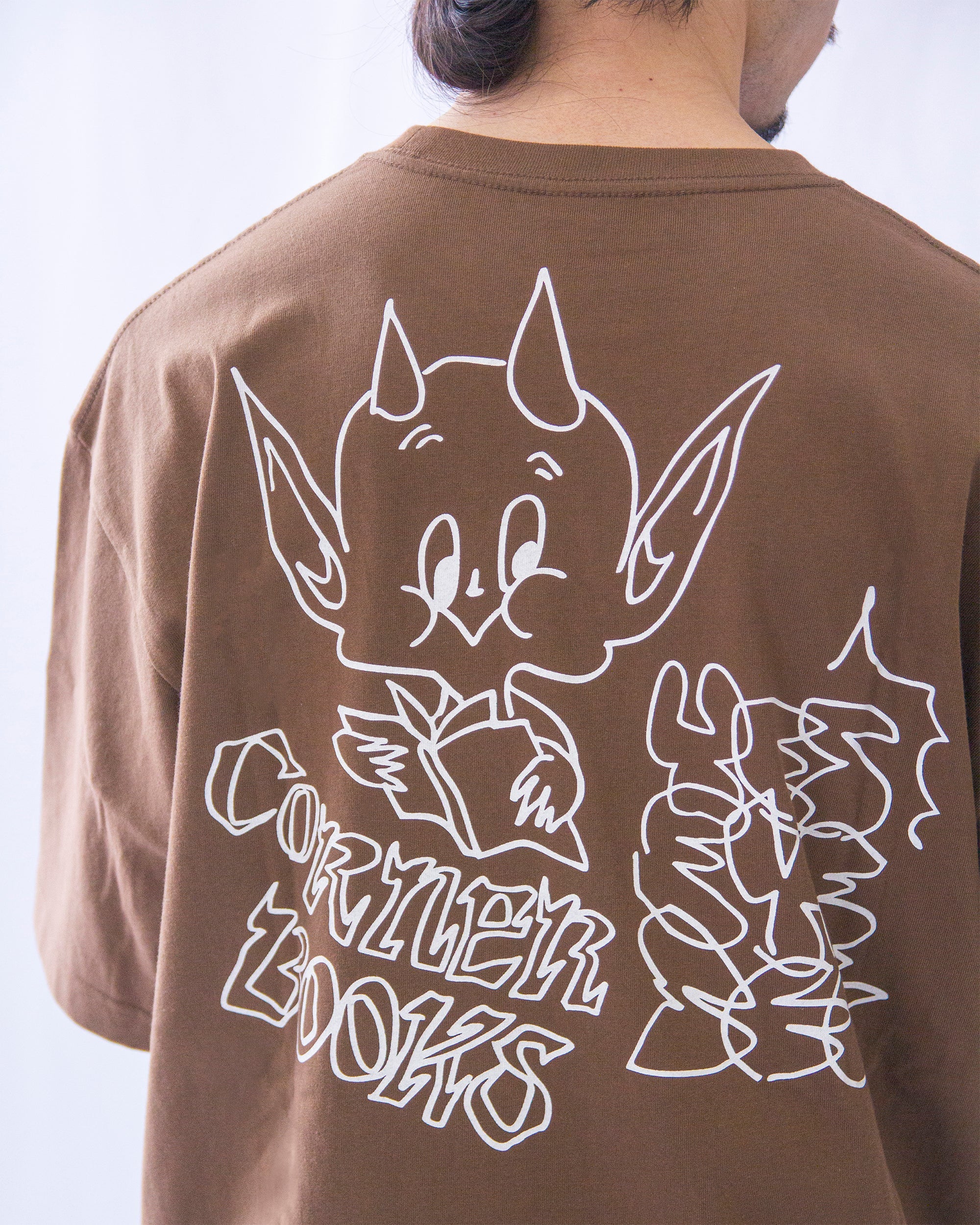 yeseyesee - Corner Reader Tee (Brown) product image 13 | TRAB K-Fashion Australia