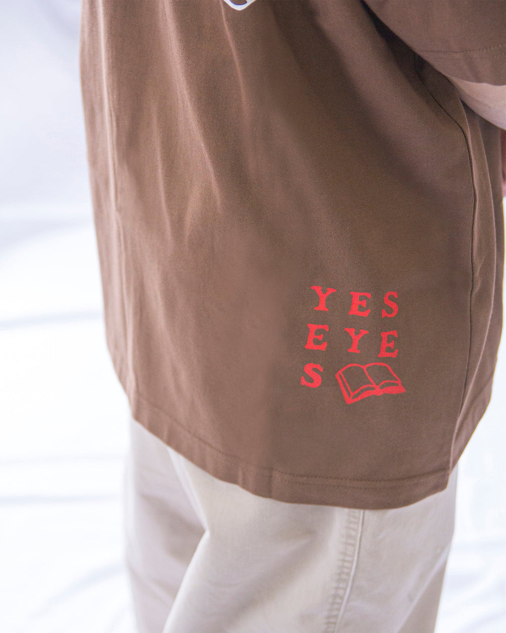 yeseyesee - Corner Reader Tee (Brown) product image 14 | TRAB K-Fashion Australia