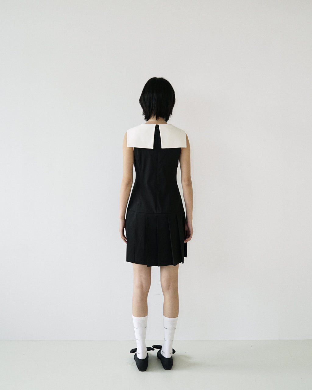 Kimhe Kim - Malevich Sailor Collar Pleated Sleeveless Dress (Black/Ivory) product image 5 | TRAB K-Fashion Australia