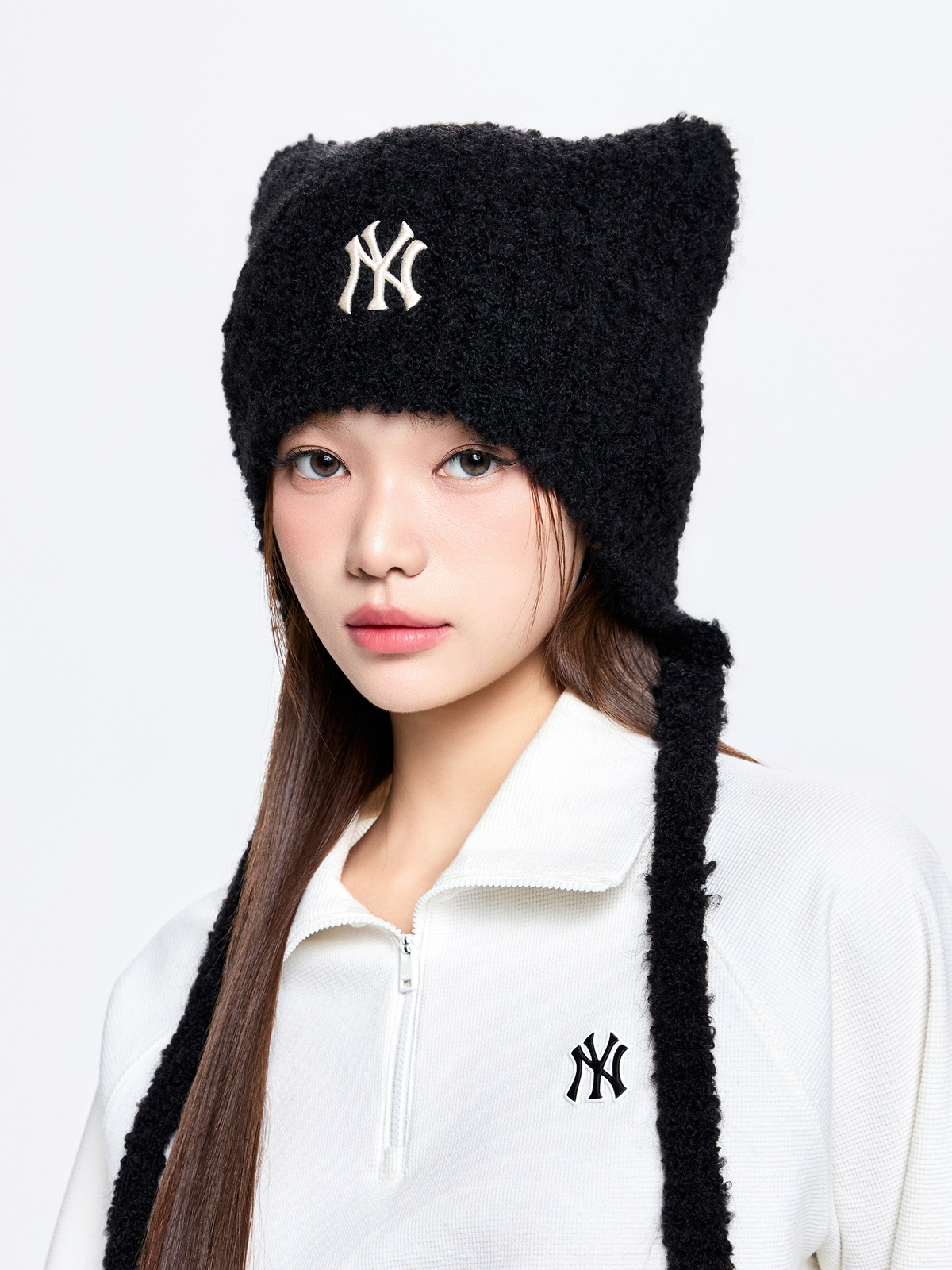 MLB Korea - MLB Meow Earflap Beanie New York Yankees (Black) product image 3 | TRAB K-Fashion Australia