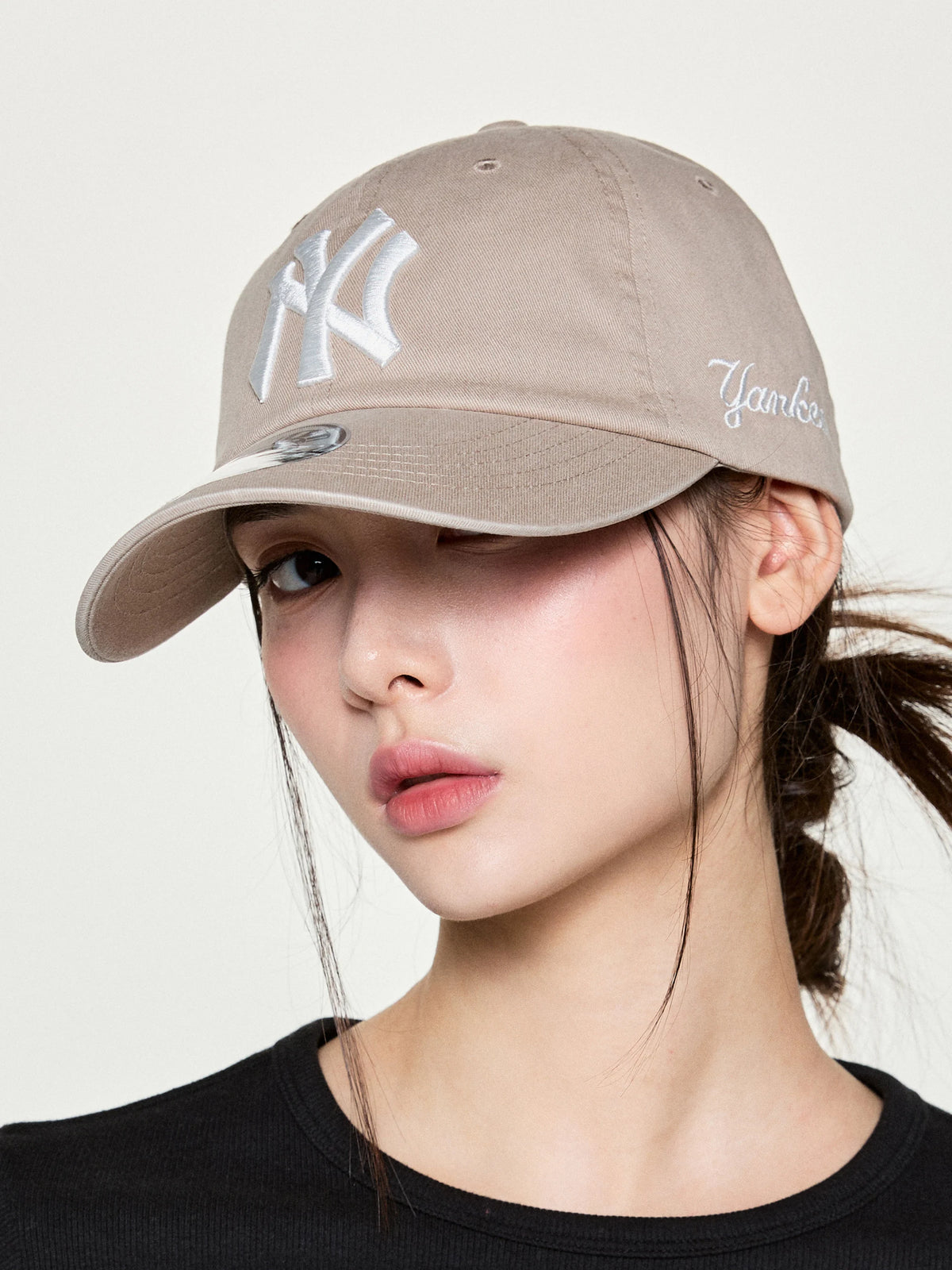 MLB Korea - MLB Signature Unstructured Ball Cap New York Yankees (Beige) product image 5 | TRAB K-Fashion Australia