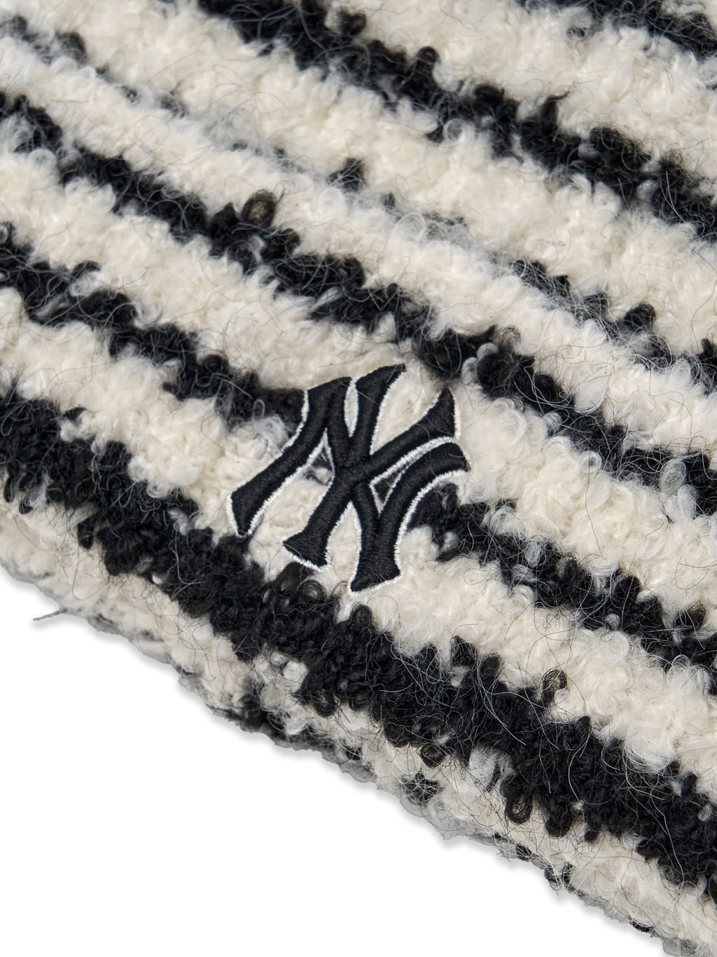 MLB Korea - MLB Striped Meow Beanie New York Yankees (Black) product image 5 | TRAB K-Fashion Australia