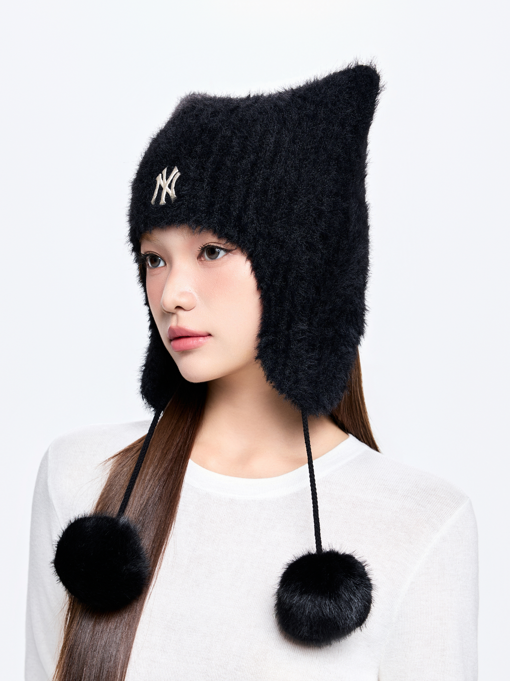 MLB Korea - MLB Fur Meow Earflap Beanie New York Yankees (Black) product image 3 | TRAB K-Fashion Australia