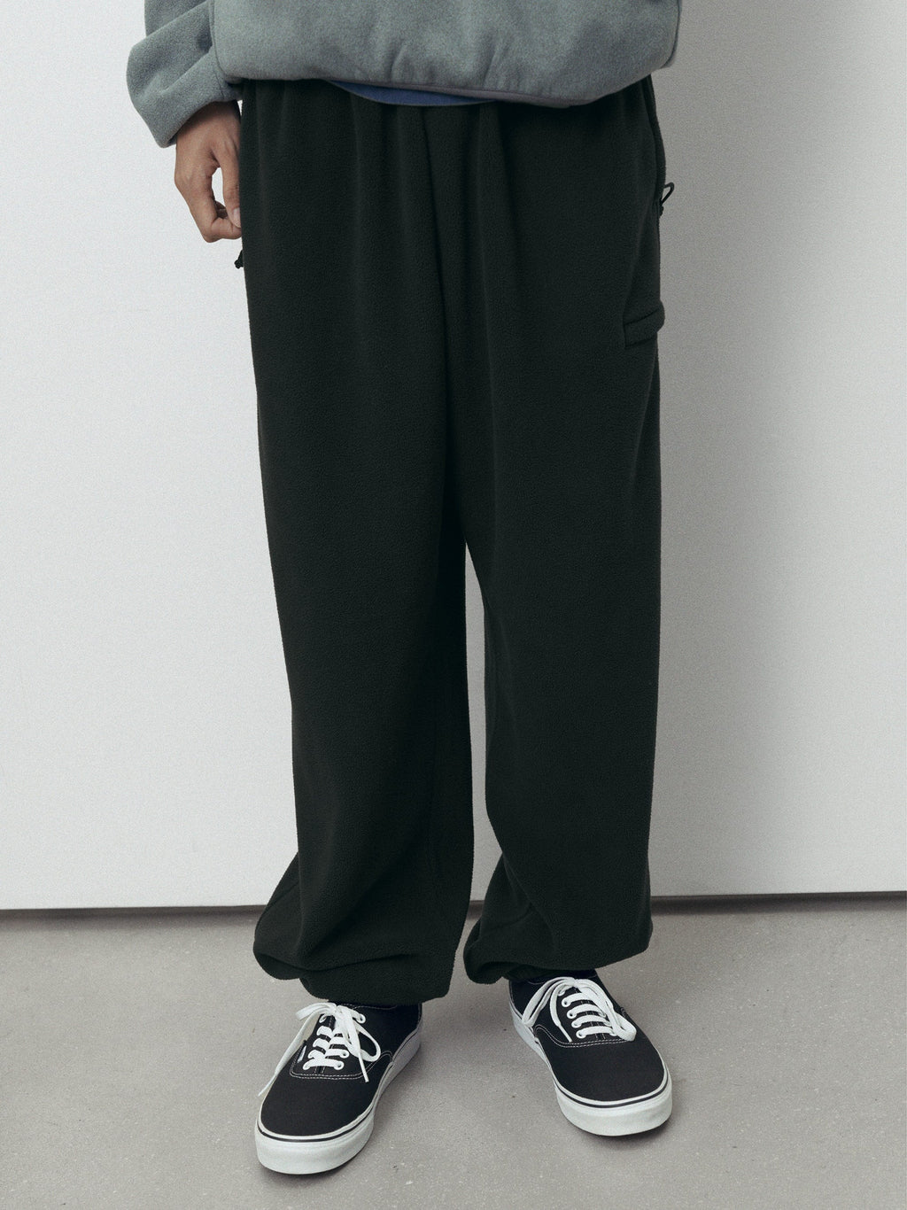 thisisneverthat - Fleece Pant (Black) product image 6 | TRAB K-Fashion Australia