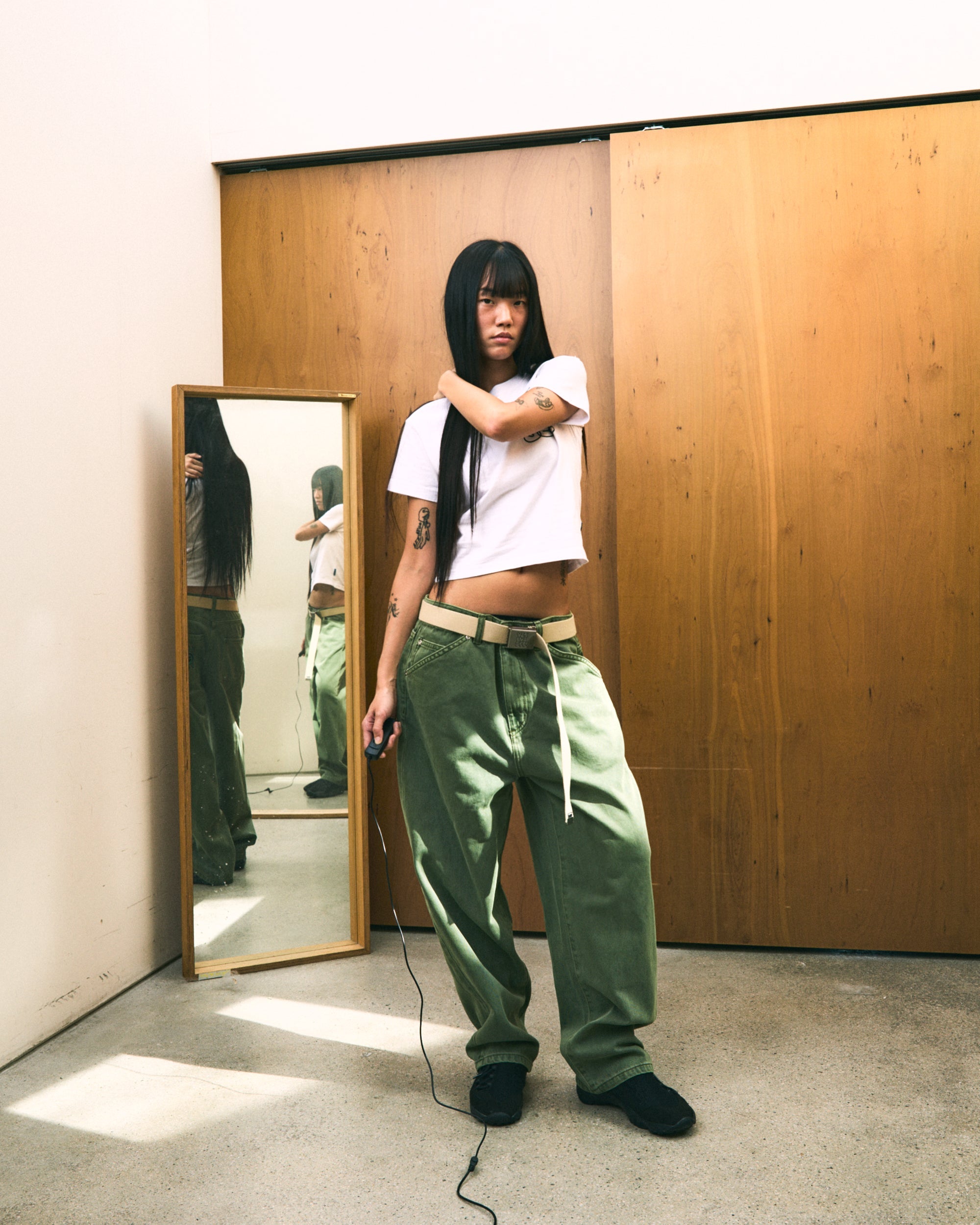 yeseyesee - Flower Rivet Denim Pants (Khaki Green) product image 8 | TRAB K-Fashion Australia