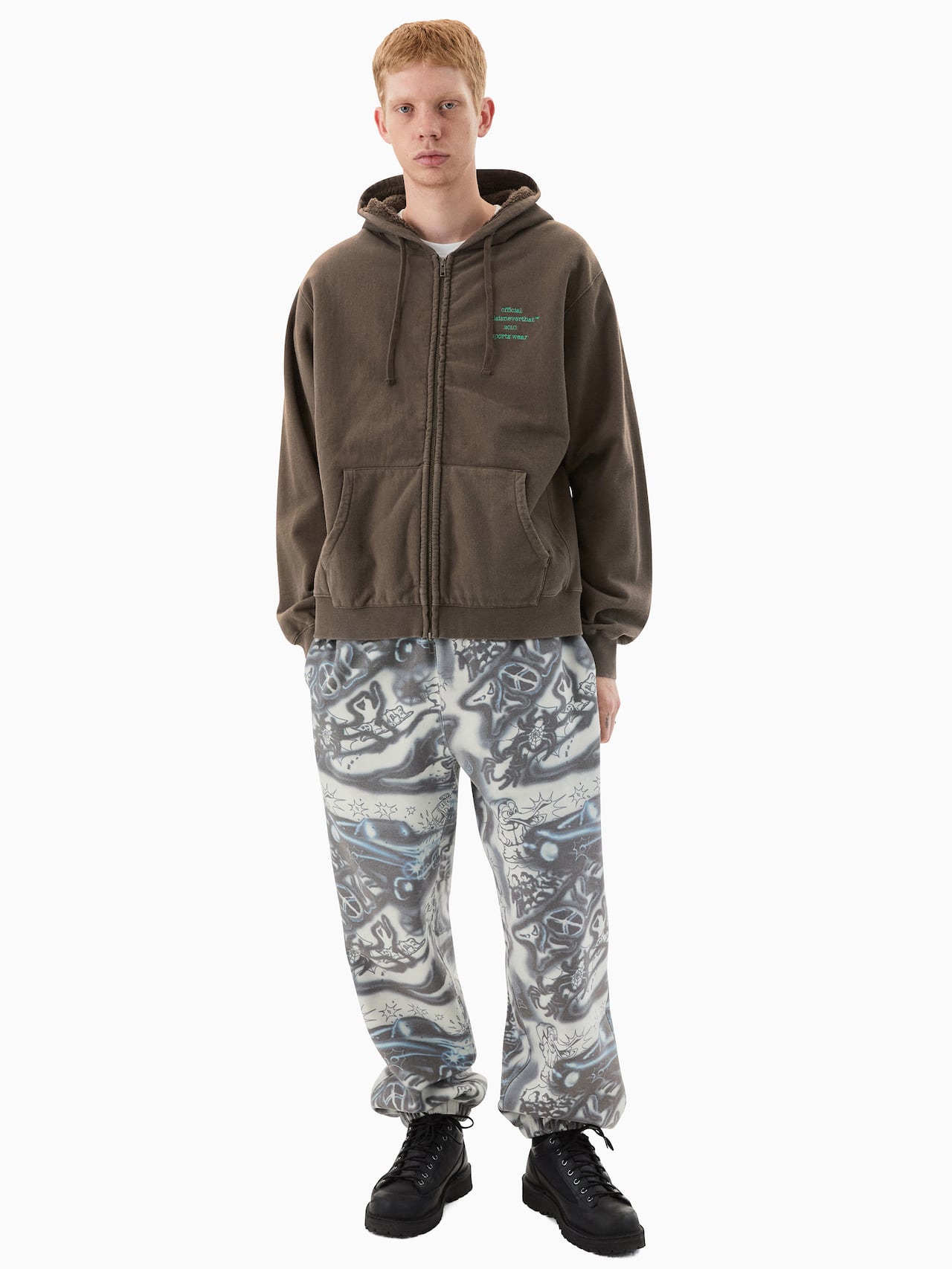 thisisneverthat - Graffiti Sweatpant (red) product image 7 | TRAB K-Fashion Australia