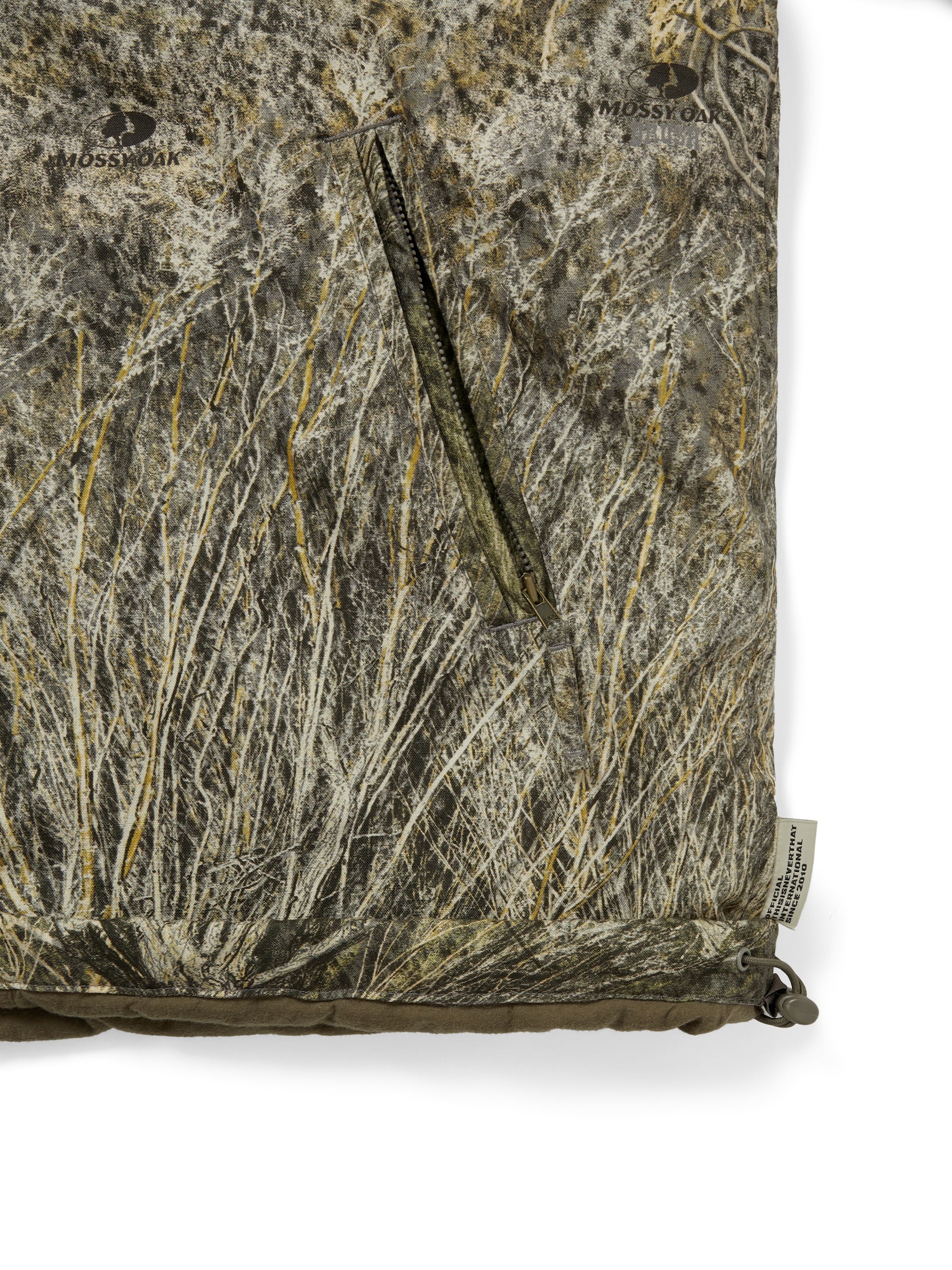 thisisneverthat - Hooded Puff Parka (Camo) product image 5 | TRAB K-Fashion Australia