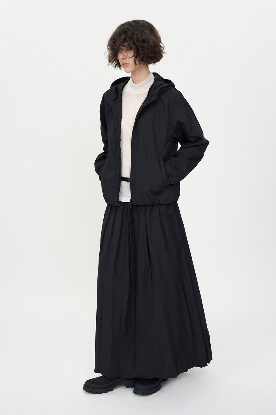 Insilence - Crease Volume Jumper (Black) product image 5 | TRAB K-Fashion Australia