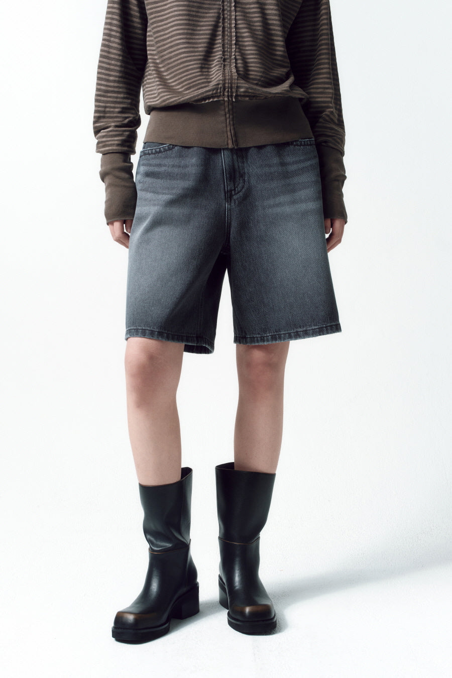 Insilence - Wide Bermuda Denim (Dark Grey) product image 4 | TRAB K-Fashion Australia