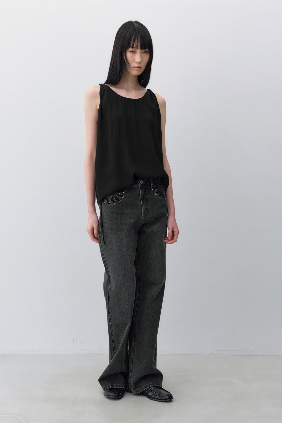 Insilence - Demure Sleeveless Top (Black) product image 6 | TRAB K-Fashion Australia