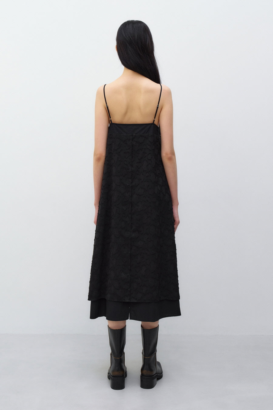 Insilence - Textured Jacquard Dress (Black) product image 4 | TRAB K-Fashion Australia