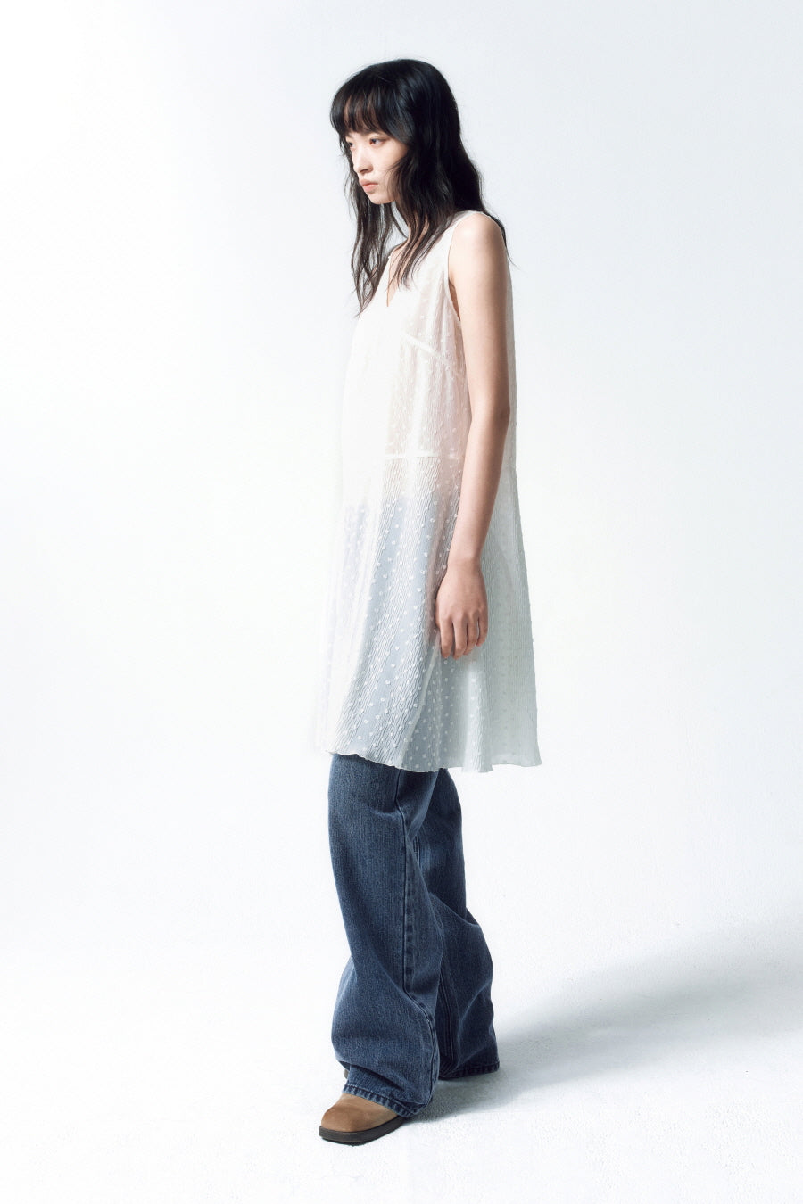 Insilence - Vintage Textured One-Piece (White) product image 3 | TRAB K-Fashion Australia