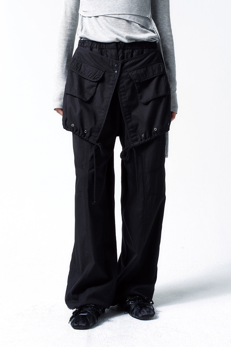 Insilence - Layered Parachute Pants (Black) product image 3 | TRAB K-Fashion Australia