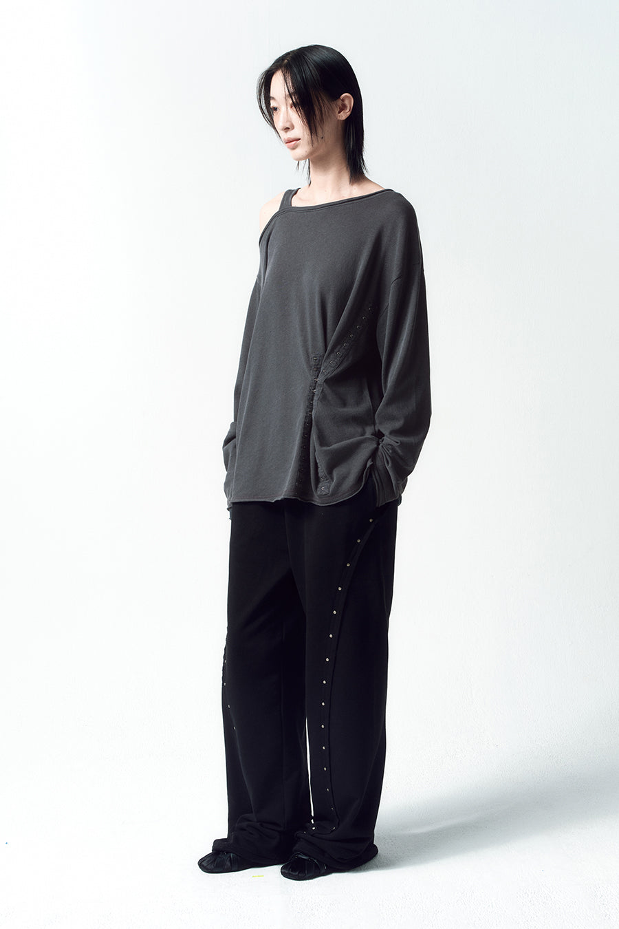 Insilence - Stud Sweat Pants (Black) product image 1 | TRAB K-Fashion Australia