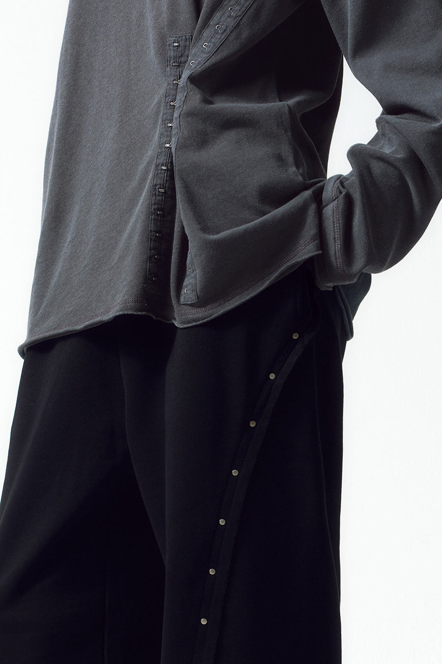 Insilence - Stud Sweat Pants (Black) product image 3 | TRAB K-Fashion Australia
