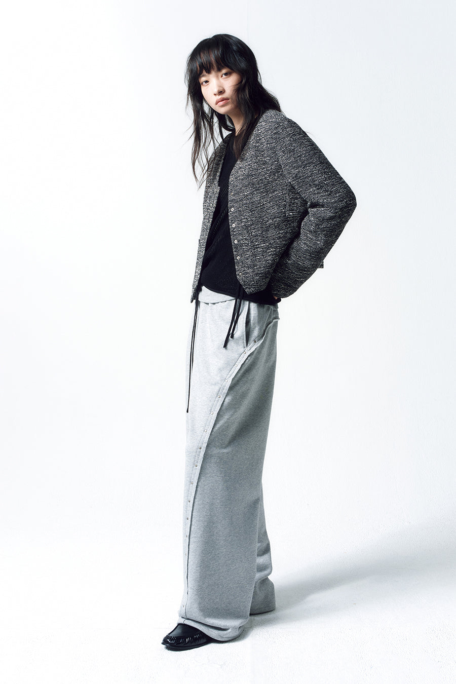 Insilence - Stud Sweat Pants (Melange Grey) product image 2 | TRAB K-Fashion Australia