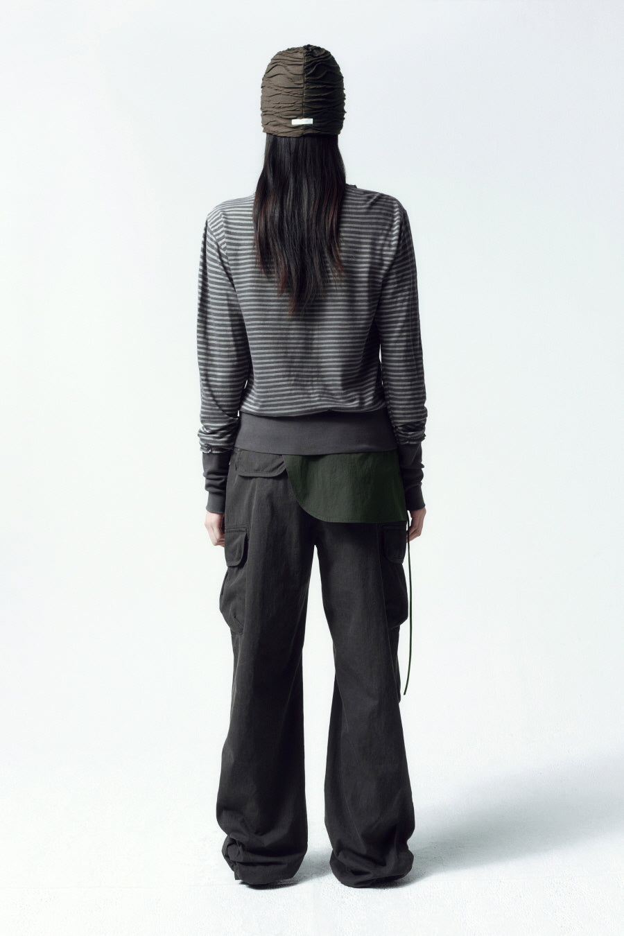 Insilence - Ashed Semi-Wide Cargo Pants (Charcoal) product image 5 | TRAB K-Fashion Australia