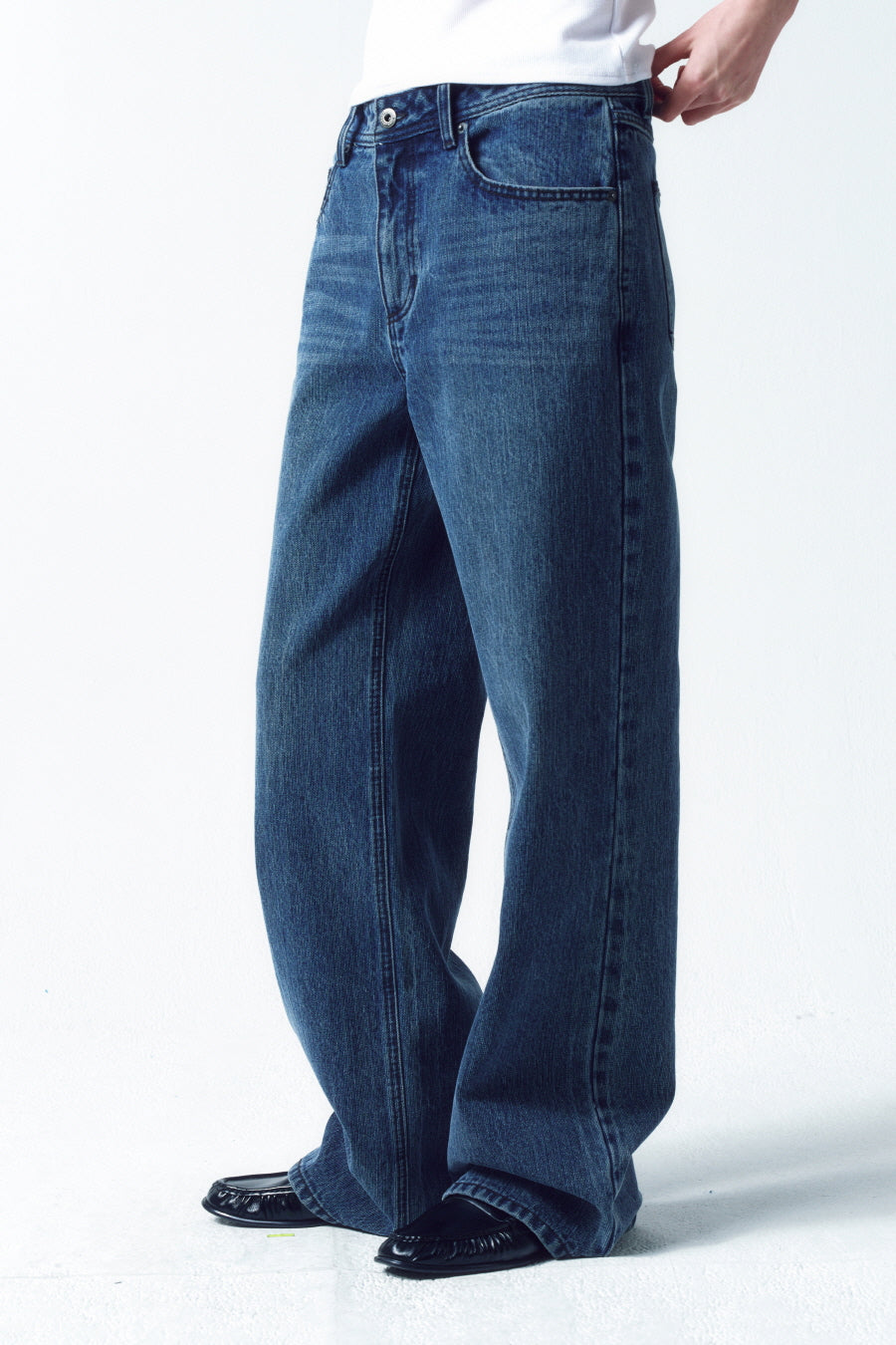 Insilence - Broken Twill Straight Jeans (Deep Blue) product image 3 | TRAB K-Fashion Australia