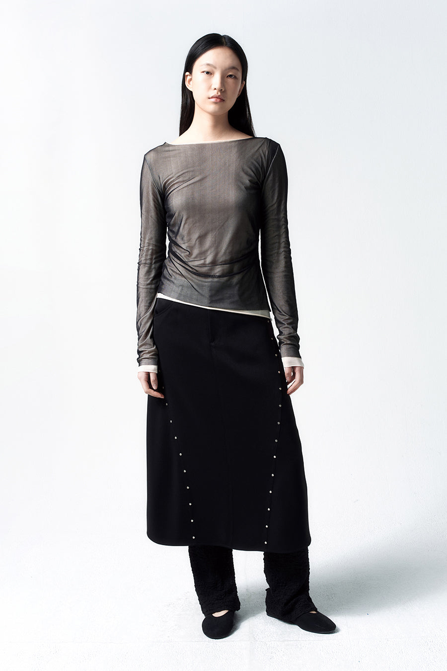 Insilence - Curved Studded Skirt (Black) product image 2 | TRAB K-Fashion Australia