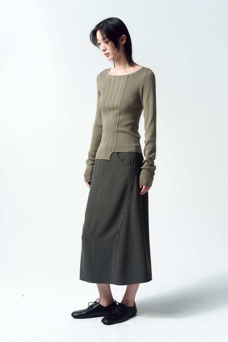 Insilence - Curved Stud Skirt (Charcoal) product image 1 | TRAB K-Fashion Australia