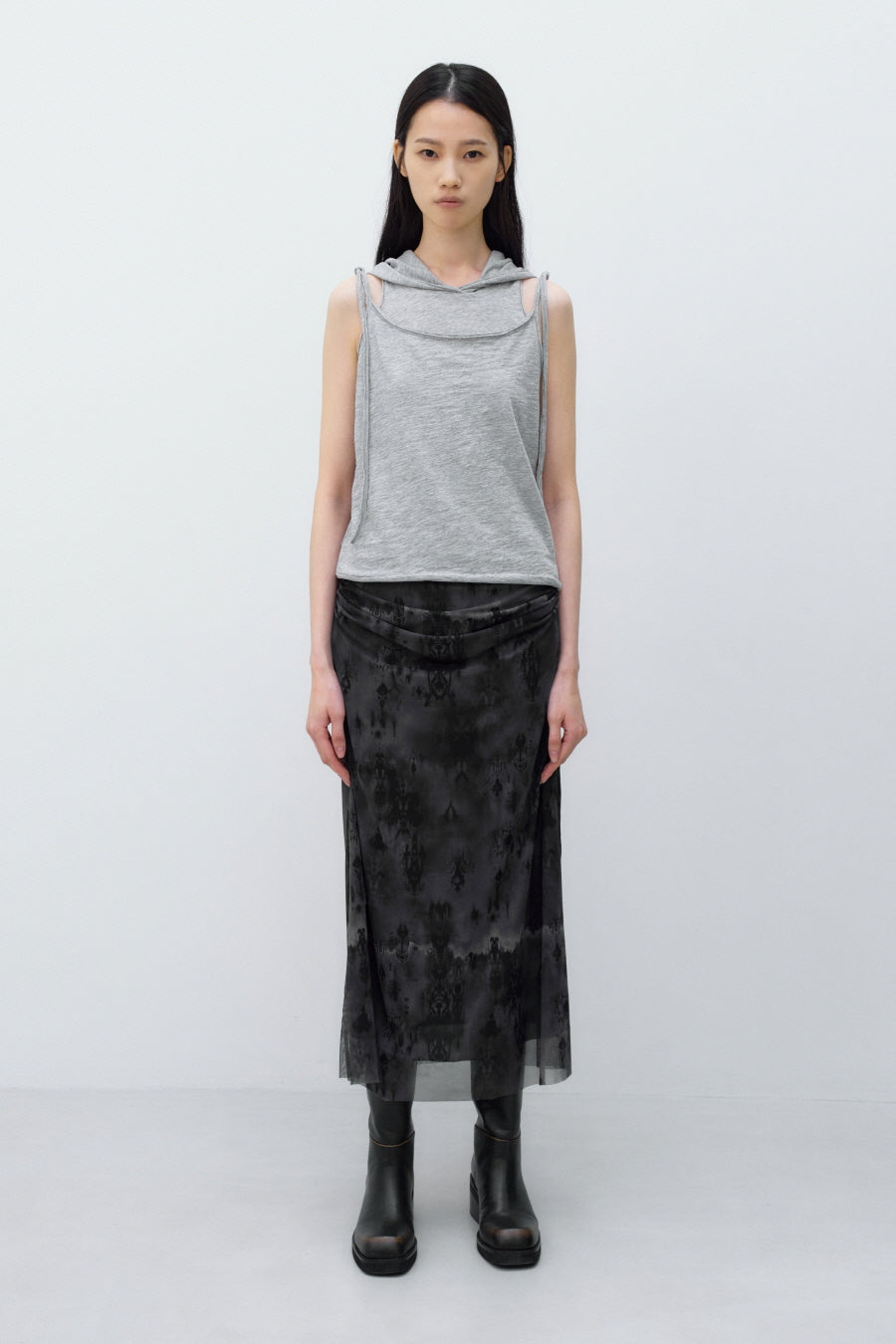 Insilence - Two-way Mesh Graphic Skirt (Black) product image 5 | TRAB K-Fashion Australia