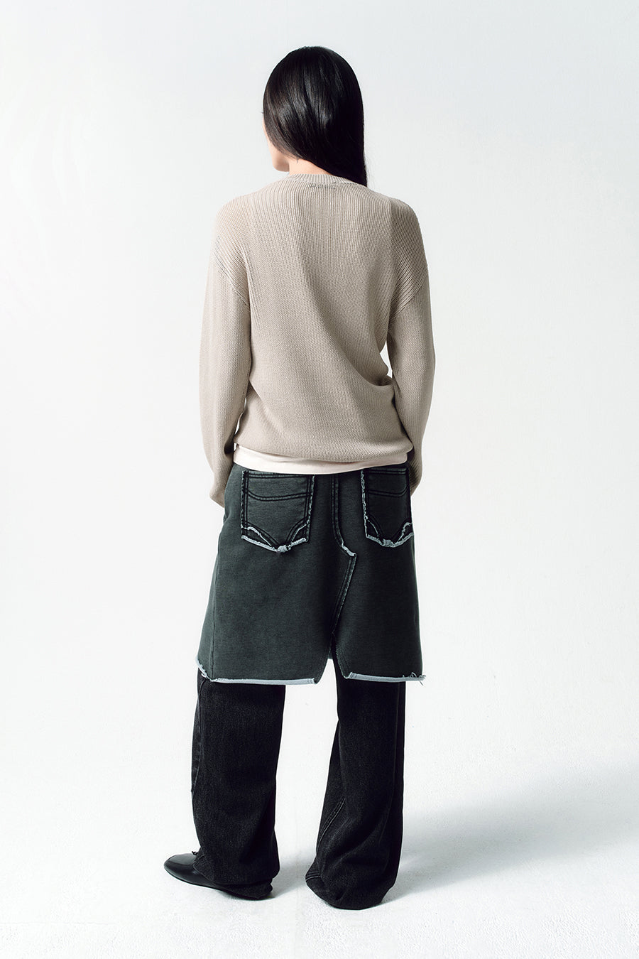 Insilence - Cutout Sweat Skirt (Charcoal) product image 4 | TRAB K-Fashion Australia