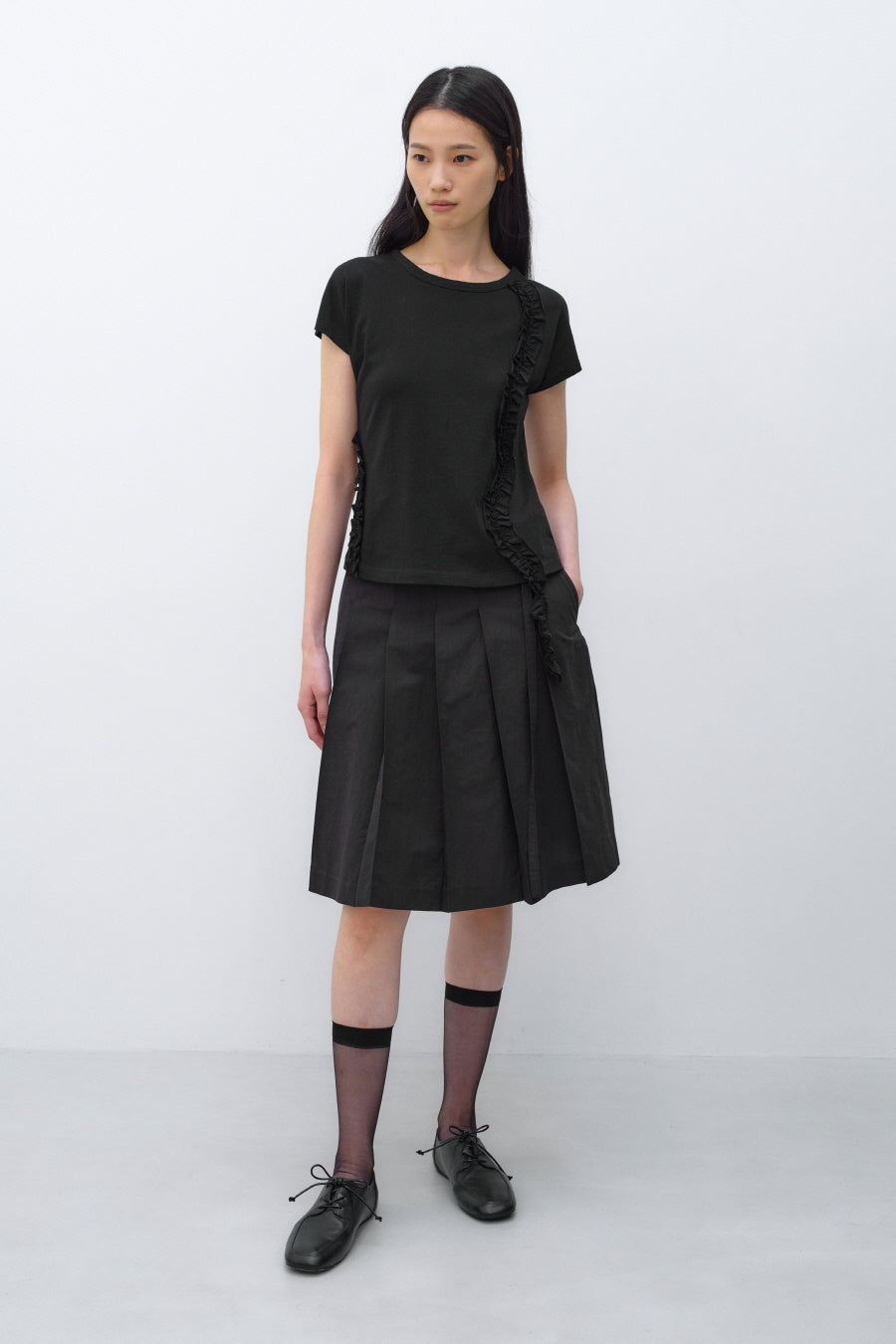 Insilence - Low Cotton Pleated Skirt (Black) product image 5 | TRAB K-Fashion Australia