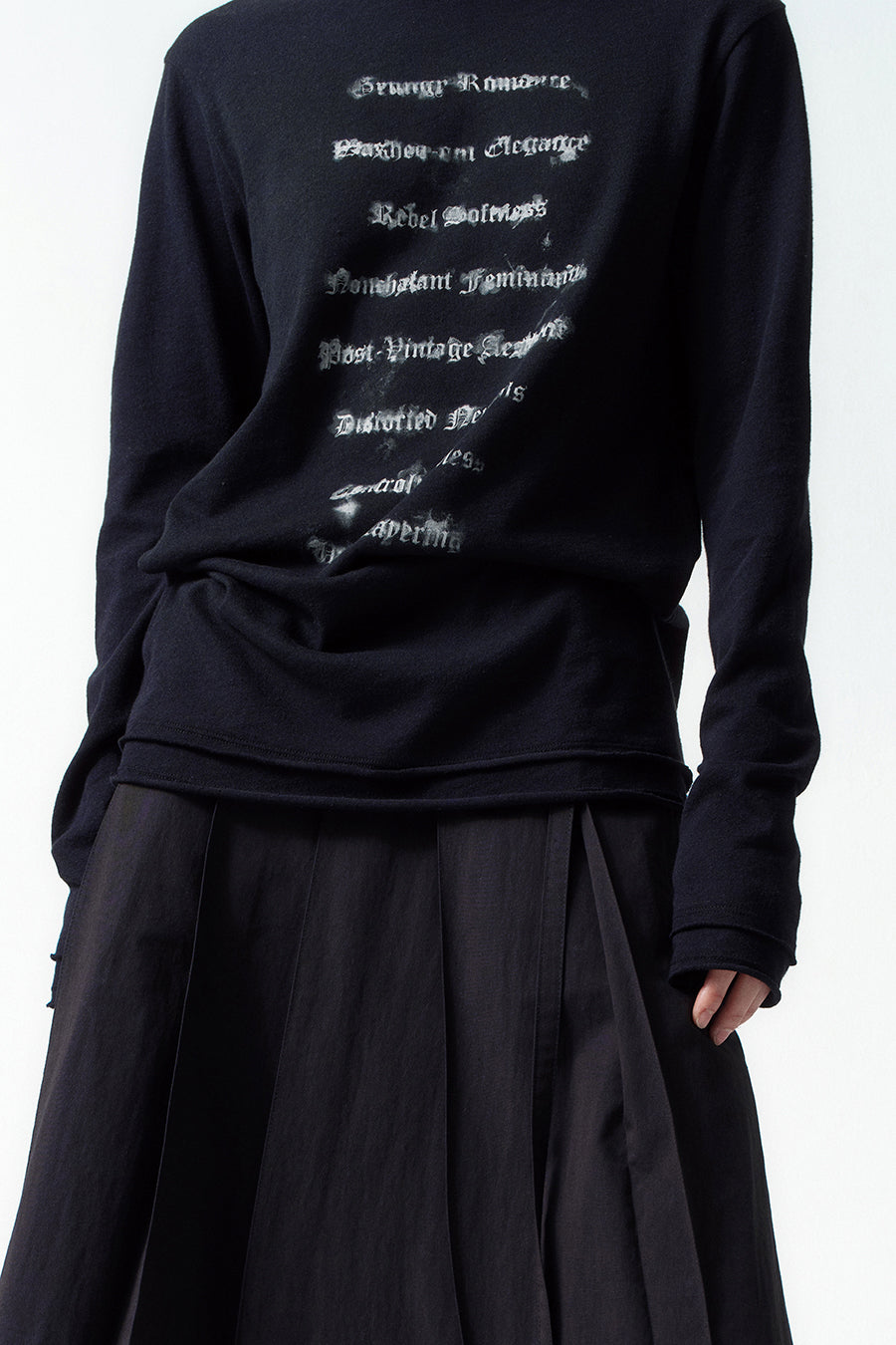 Insilence - Lettering Cotton Linen Long Sleeve (Black) product image 4 | TRAB K-Fashion Australia