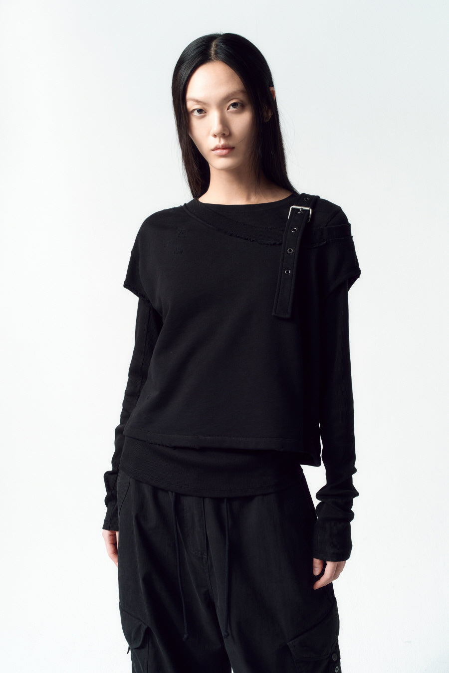 Insilence - Unbalanced Layered Top (Black) product image 3 | TRAB K-Fashion Australia