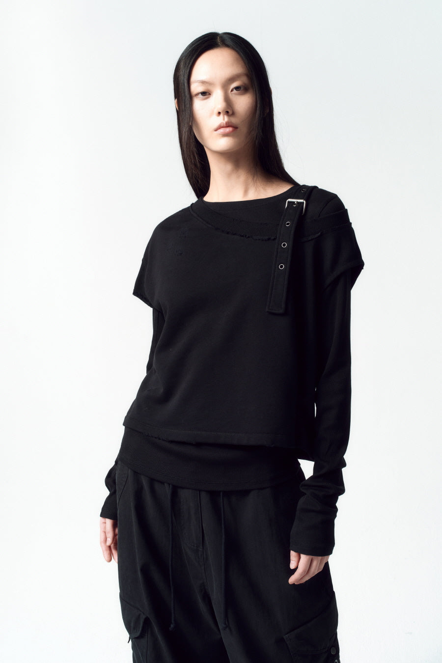 Insilence - Unbalanced Layered Top (Black) product image 4 | TRAB K-Fashion Australia