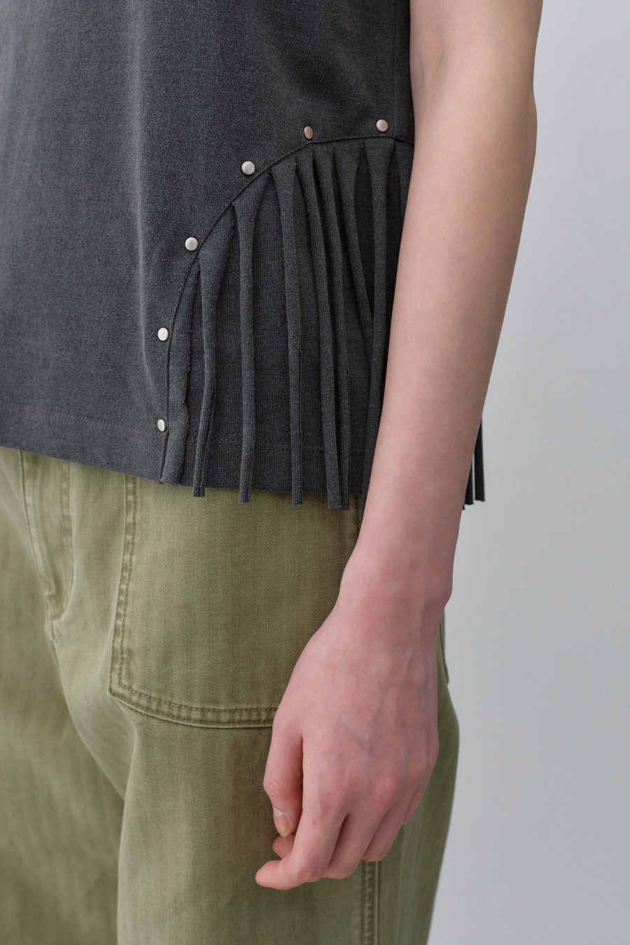 Insilence - Fringe Studded T-shirt (Charcoal) product image 4 | TRAB K-Fashion Australia