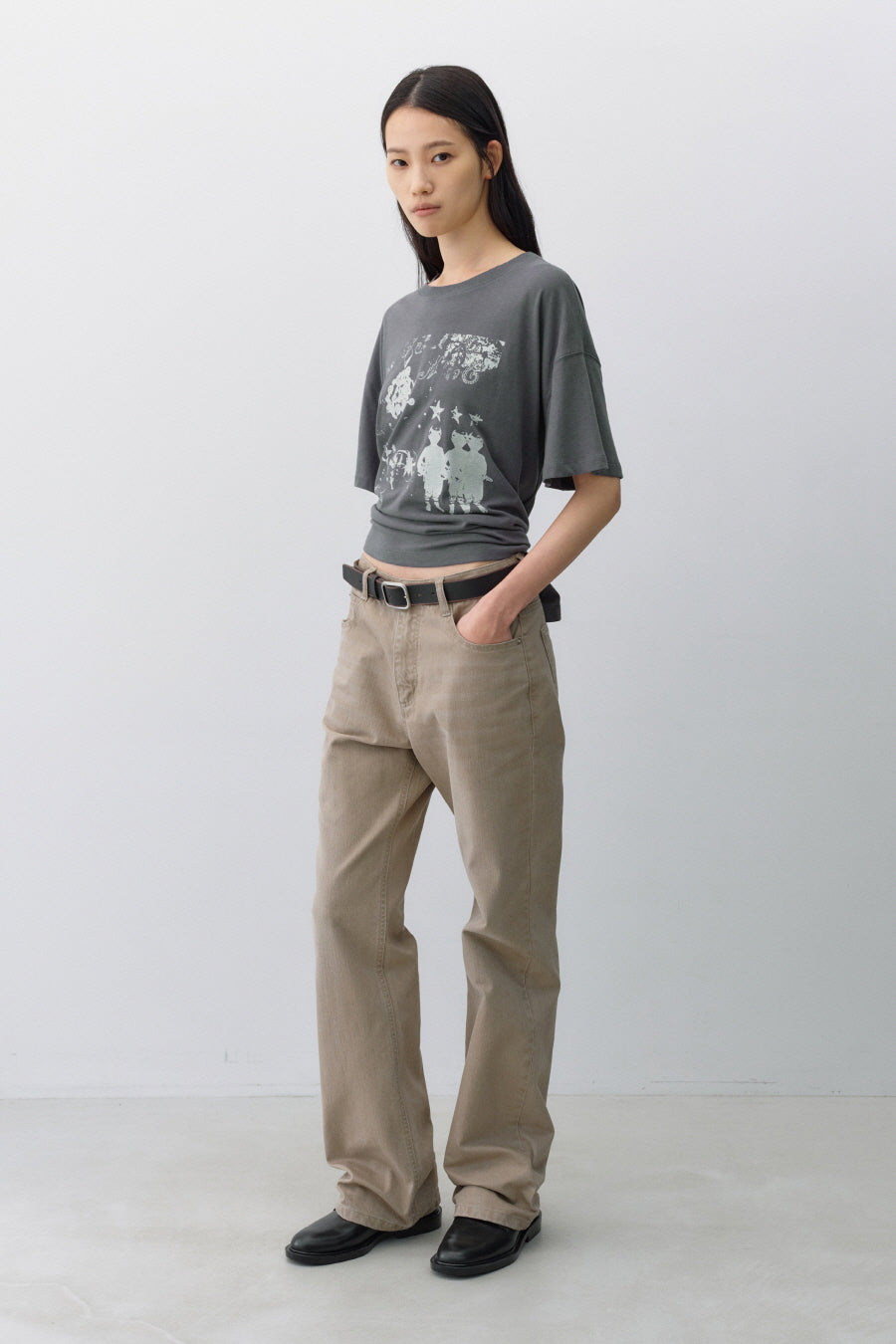 Insilence - Knotted Graphic T-shirt (Charcoal) product image 3 | TRAB K-Fashion Australia