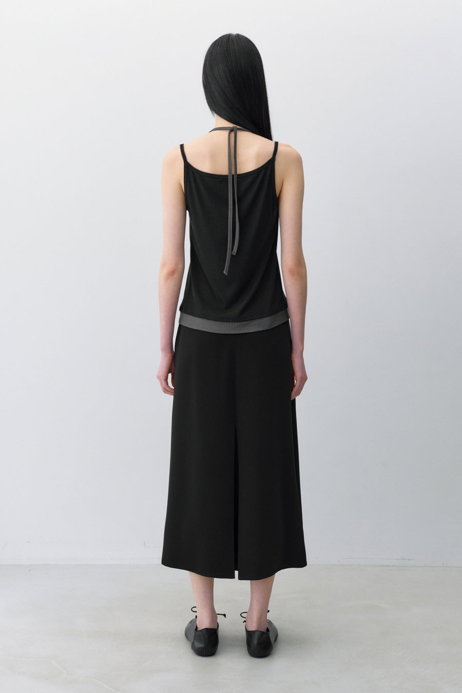 Insilence - Layered Henley Neck Sleeveless (Black) product image 4 | TRAB K-Fashion Australia