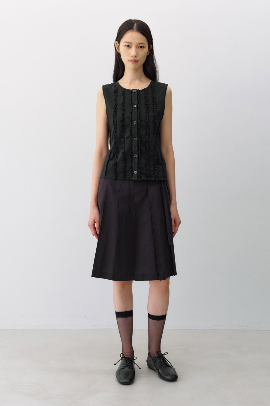 Insilence - Ruffled Decki Sleeveless (Black) product image 1 | TRAB K-Fashion Australia