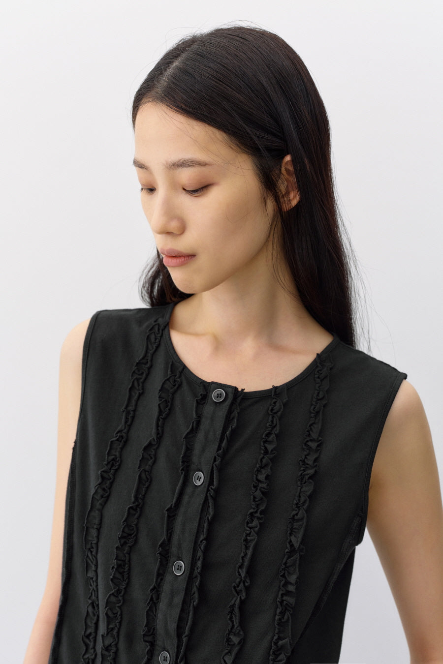 Insilence - Ruffled Decki Sleeveless (Black) product image 4 | TRAB K-Fashion Australia