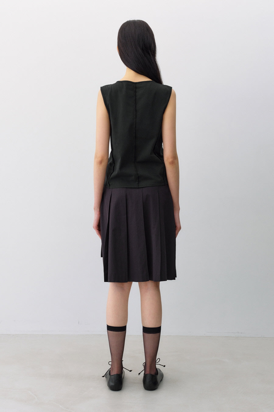 Insilence - Ruffled Decki Sleeveless (Black) product image 6 | TRAB K-Fashion Australia