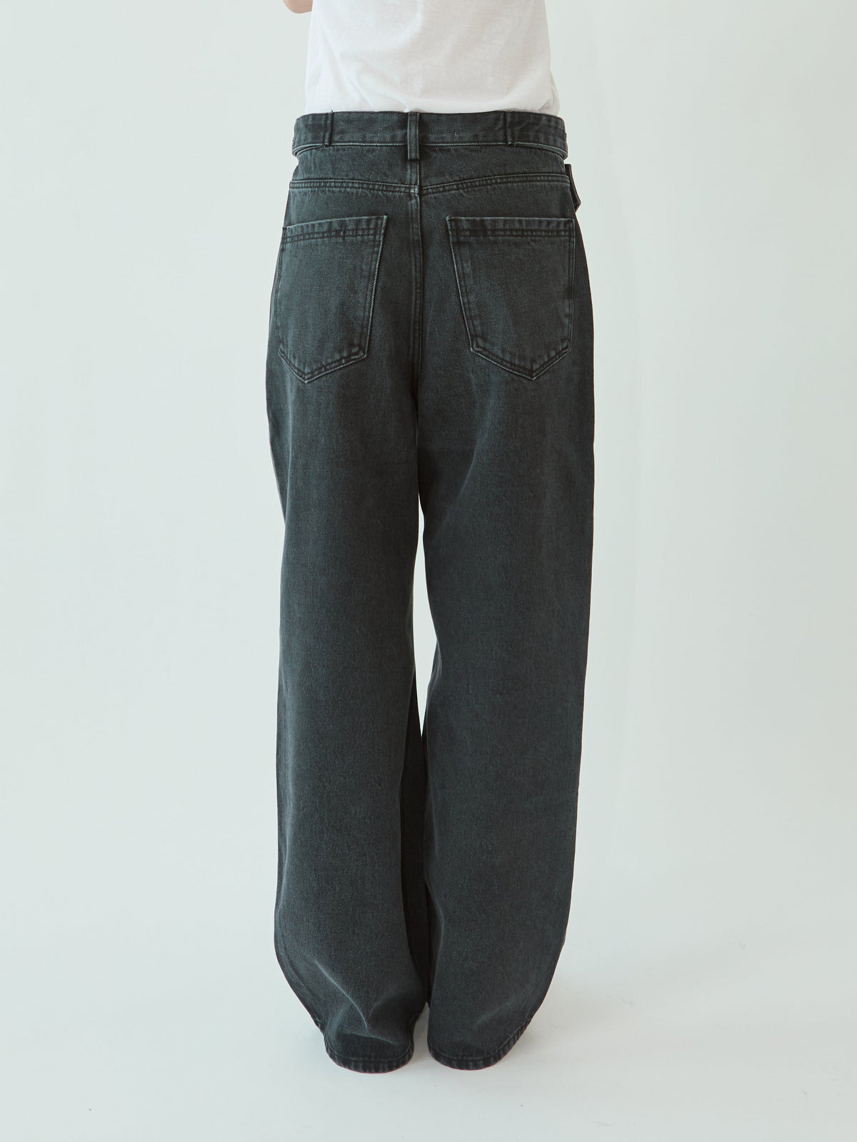 Kimhe Kim - Two Pocket Pants (Black) product image 4 | TRAB K-Fashion Australia