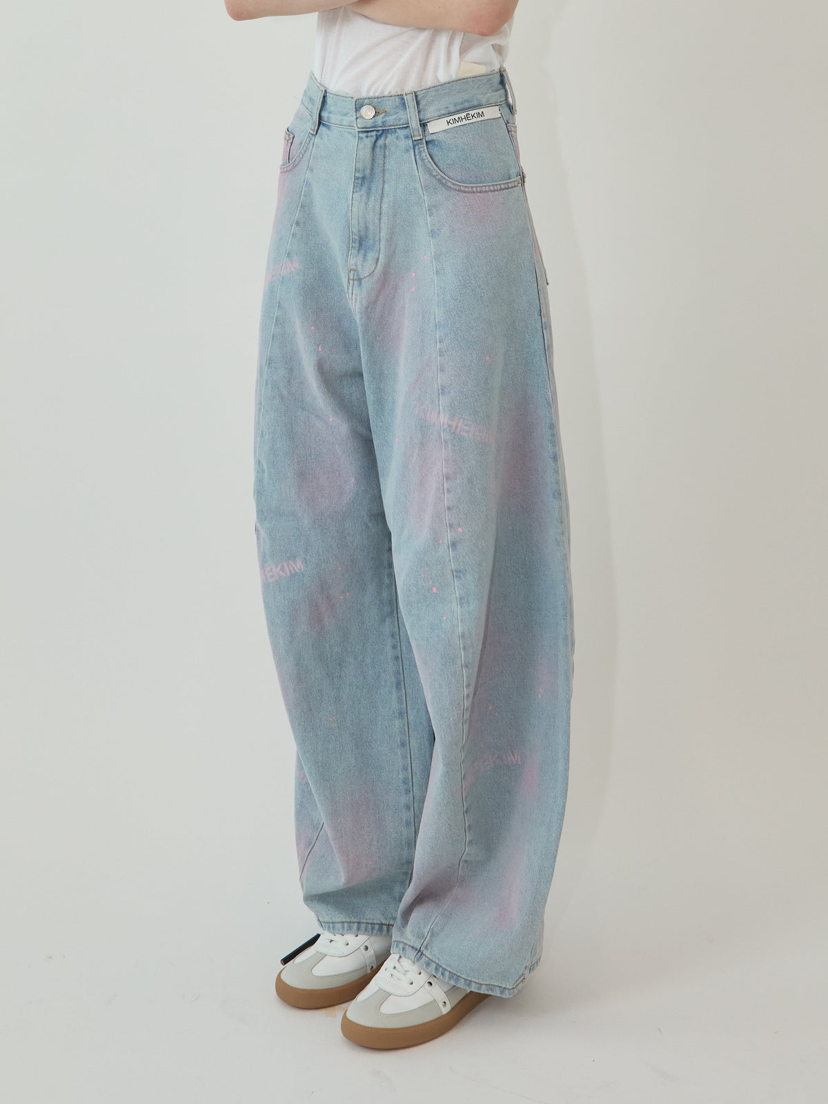 Kimhe Kim - Spray Dyed Balloon Fit Jeans (Sky Blue/Pink) product image 3 | TRAB K-Fashion Australia