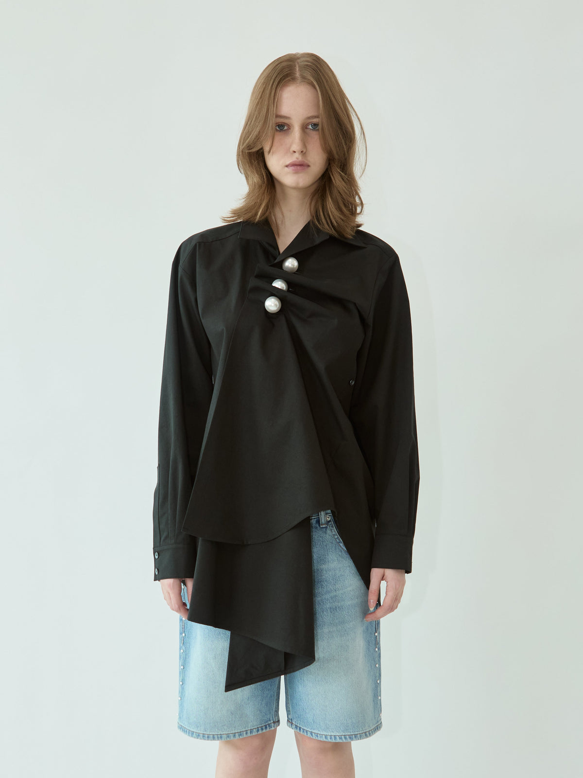 Kimhe Kim - Venus Shirt (Black) product image 1 | TRAB K-Fashion Australia