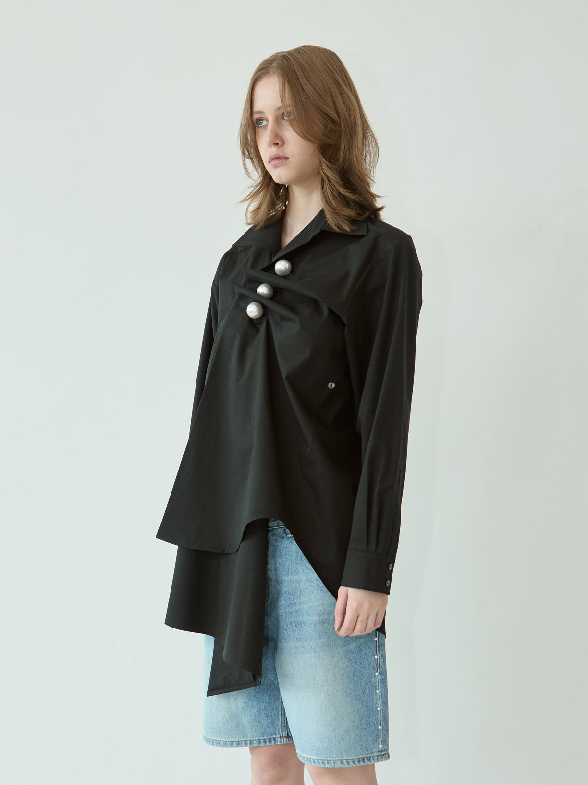 Kimhe Kim - Venus Shirt (Black) product image 2 | TRAB K-Fashion Australia