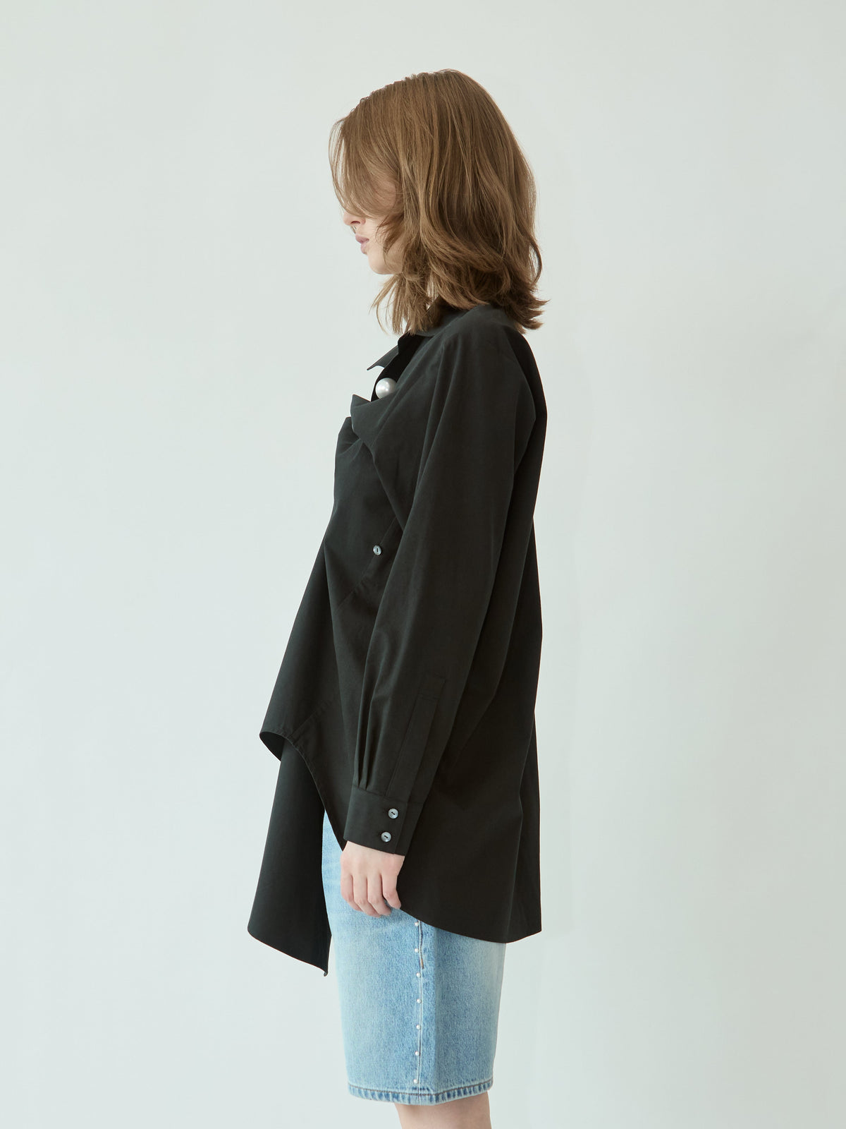 Kimhe Kim - Venus Shirt (Black) product image 3 | TRAB K-Fashion Australia