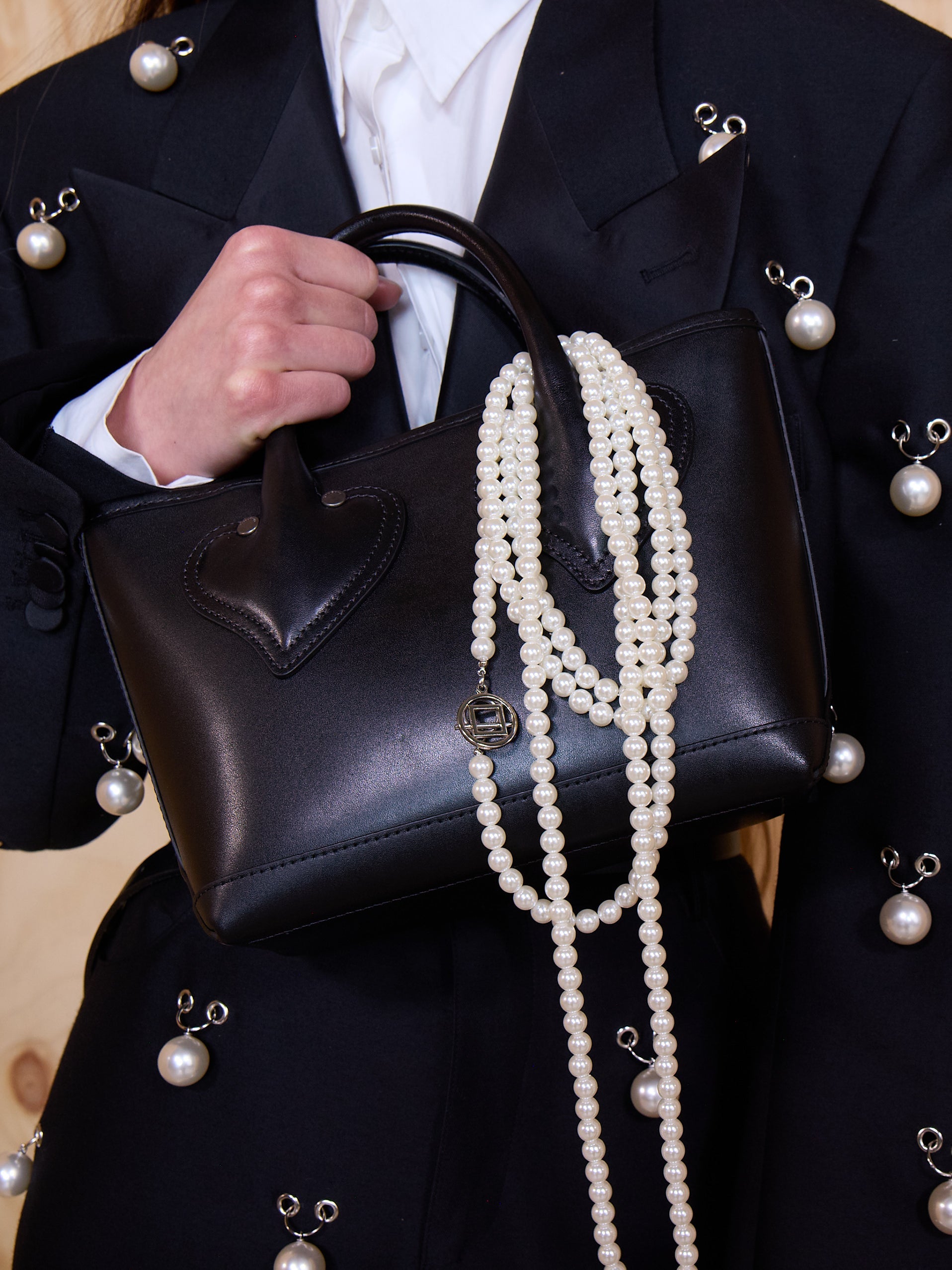 Kimhe Kim - L'amour Bucket Bag (Black) product image 6 | TRAB K-Fashion Australia