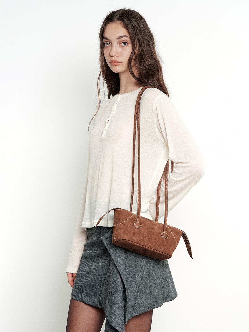 Marge Sherwood - Boat Shopper Small (Chestnut Nubuck) product image 2 | TRAB K-Fashion Australia