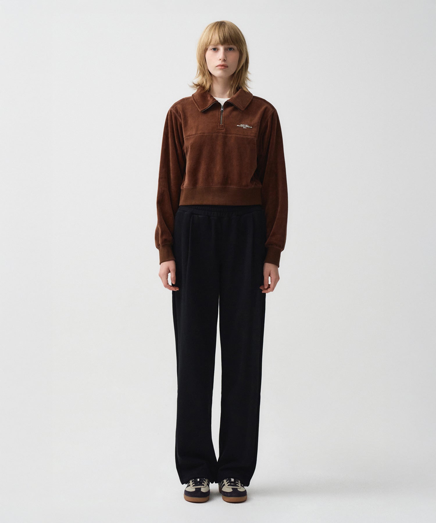 Marithe & Francois Girbaud - Regular Logo One Tuck Wide Sweatpants (Black) product image 1 | TRAB K-Fashion Australia