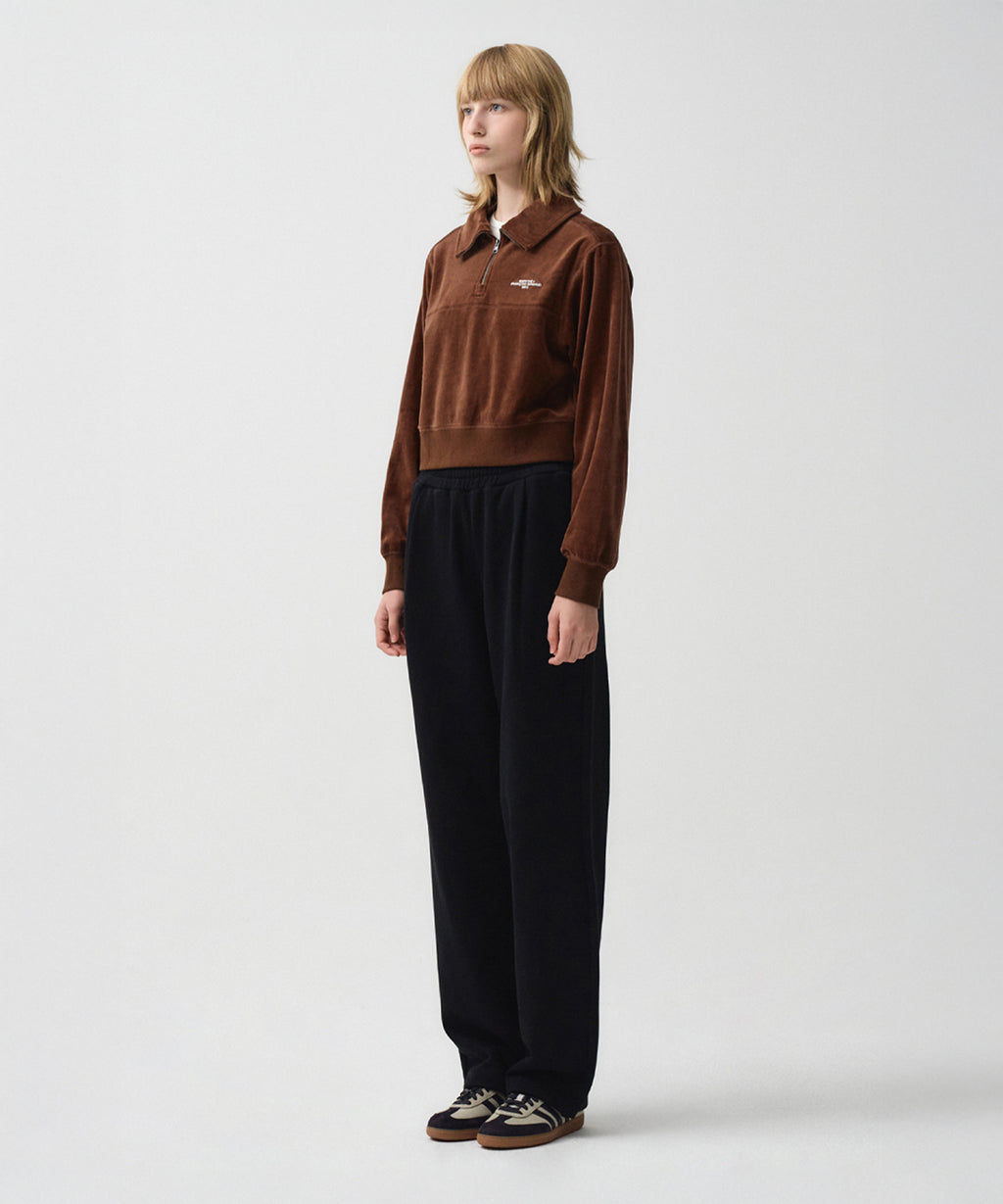 Marithe & Francois Girbaud - Regular Logo One Tuck Wide Sweatpants (Black) product image 2 | TRAB K-Fashion Australia