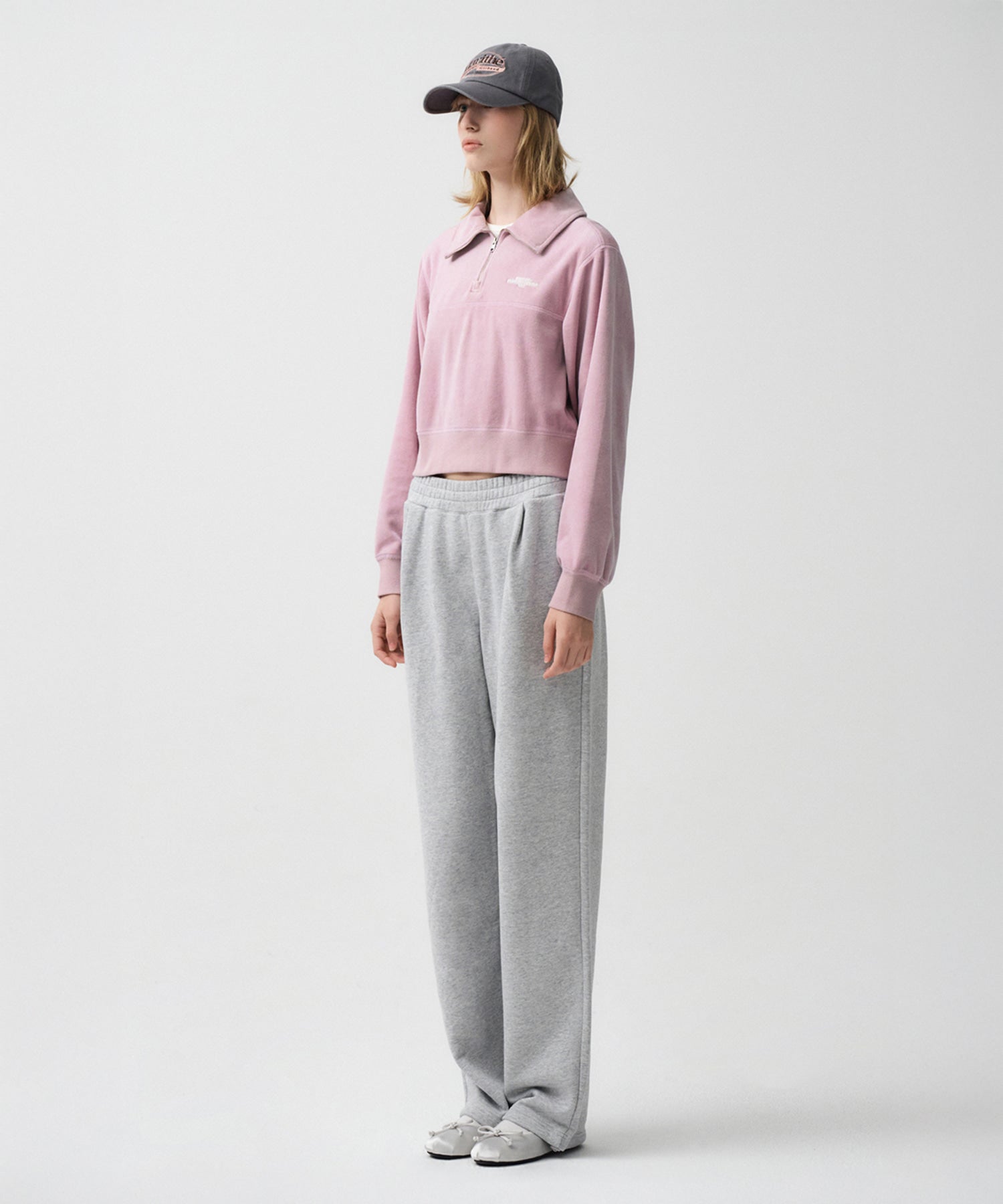 Marithe & Francois Girbaud - Regular Logo One Tuck Wide Sweatpants (Heather Gray) product image 2 | TRAB K-Fashion Australia
