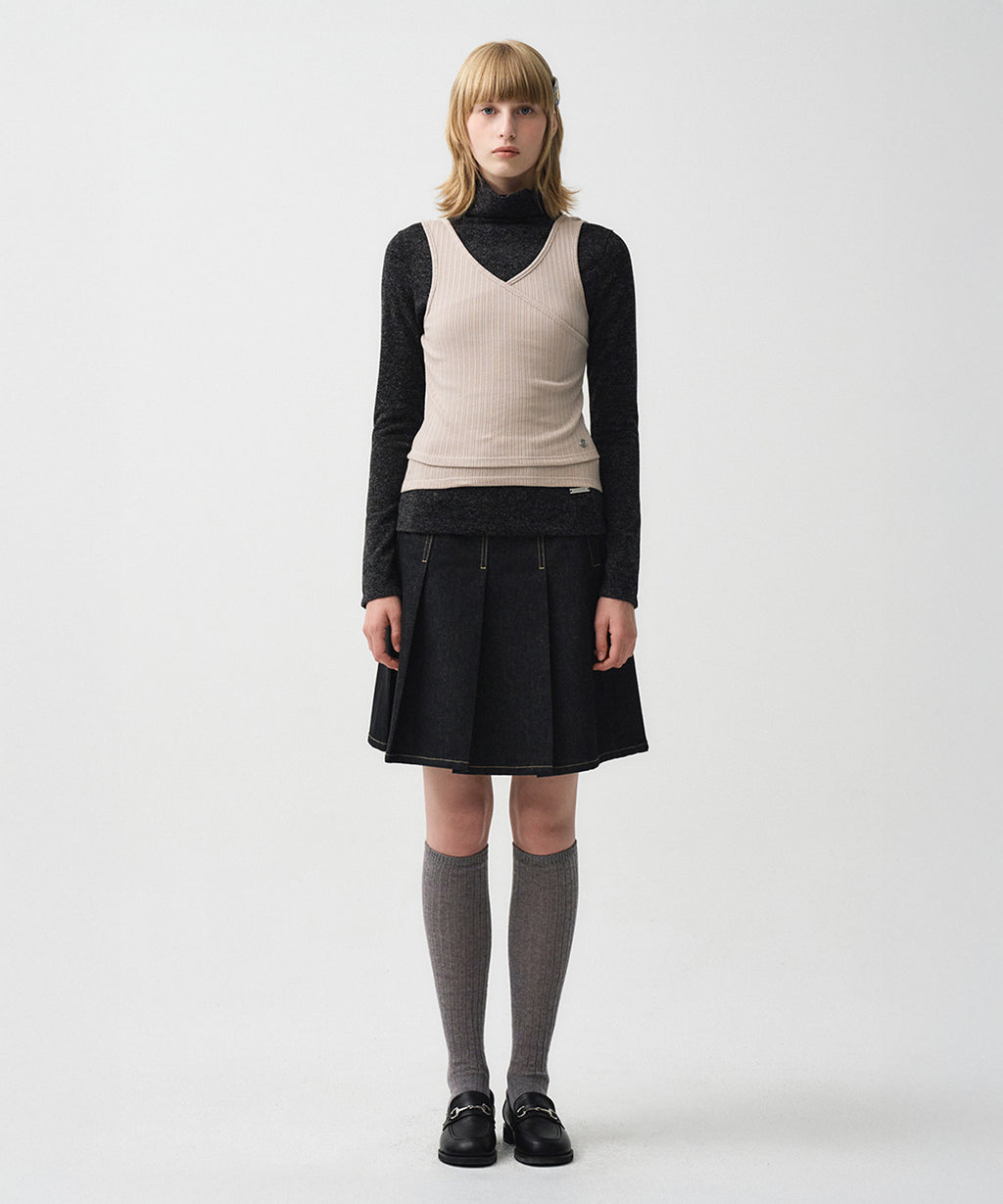 Marithe & Francois Girbaud - Layered Simple Logo Pendant Sleeveless (Beige) product image 3 | TRAB K-Fashion Australia